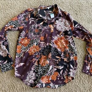 NWT Floral Long Sleeve Women's Top Maurices size small
